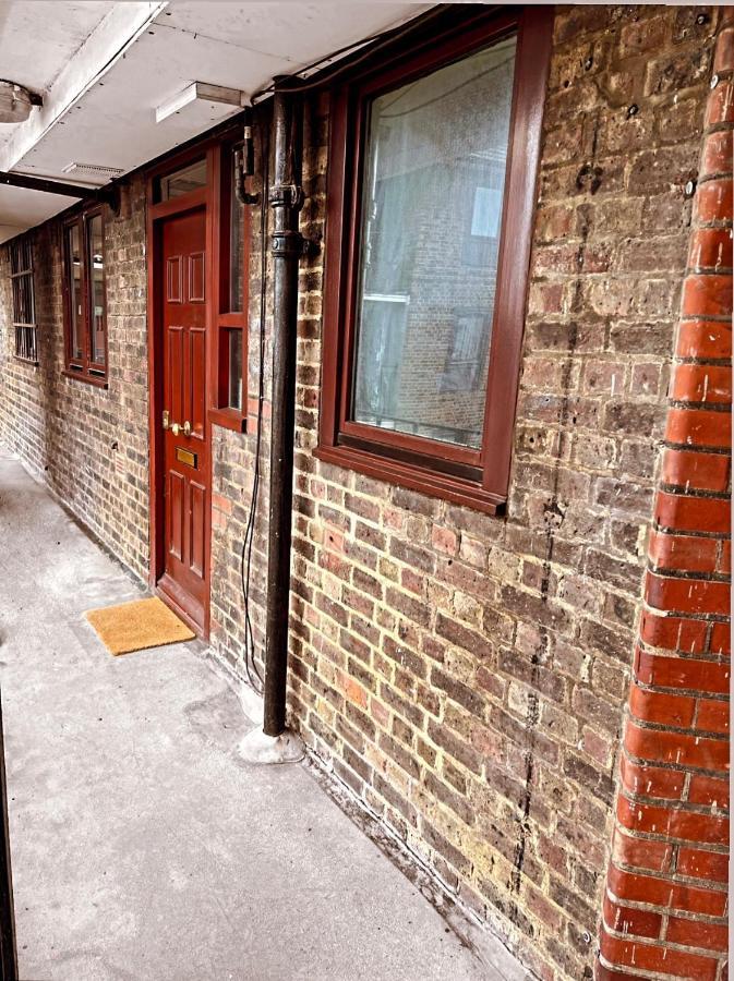 Your Home From Home Londra Esterno foto